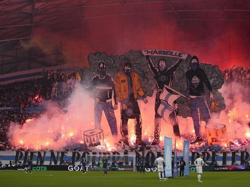 tenan, 俱乐部许可, 潜入马赛主